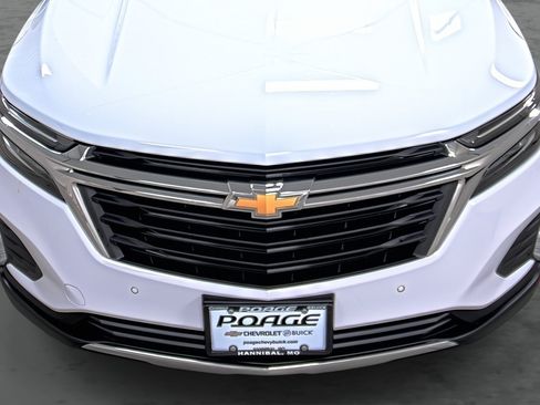 Used 2024 Chevrolet Equinox LT AWD/4WD image 16