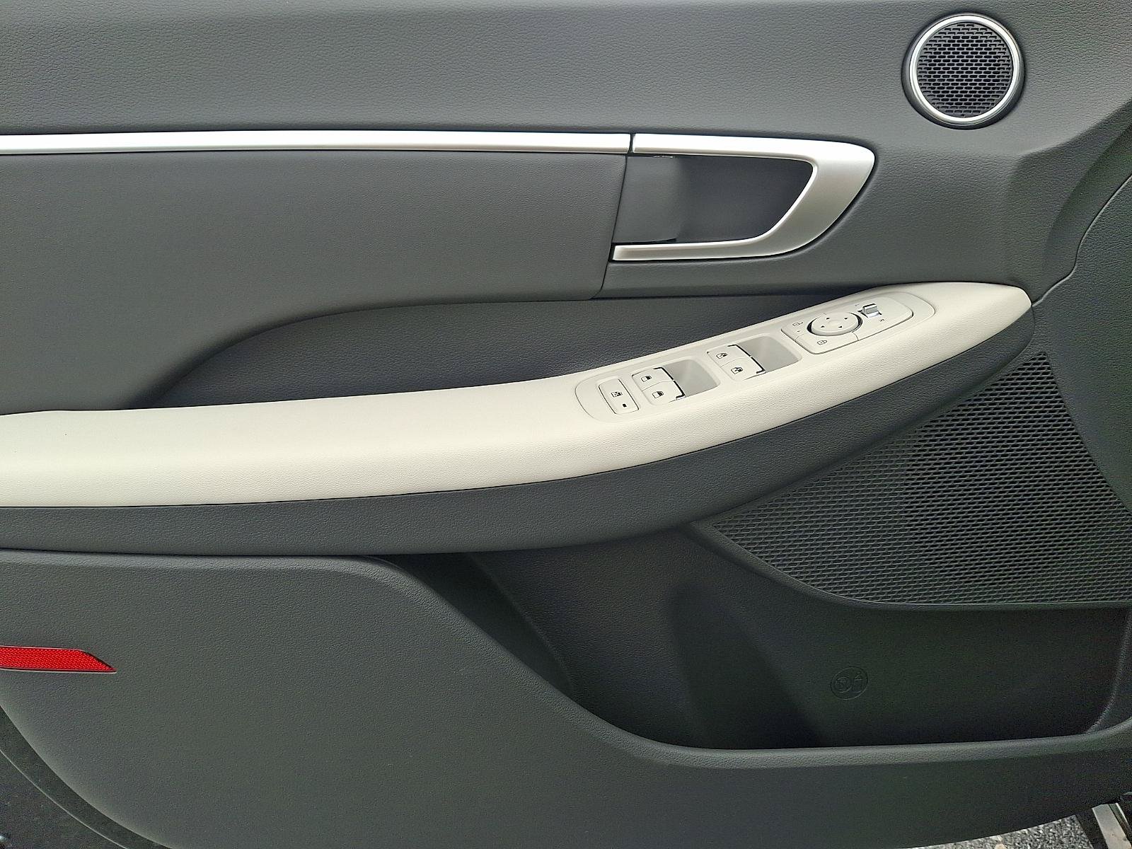 New 2026 Hyundai Sonata SEL AWD/4WD image 9