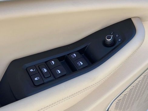 New 2026 Jeep Grand Cherokee Limited w/ Luxury Tech Group II image 44