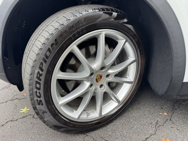 Used 2019 Porsche Cayenne AWD/4WD image 41