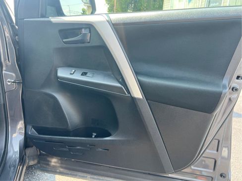 Used 2018 Toyota RAV4 LE w/ All Weather Liner Package AWD/4WD image 14