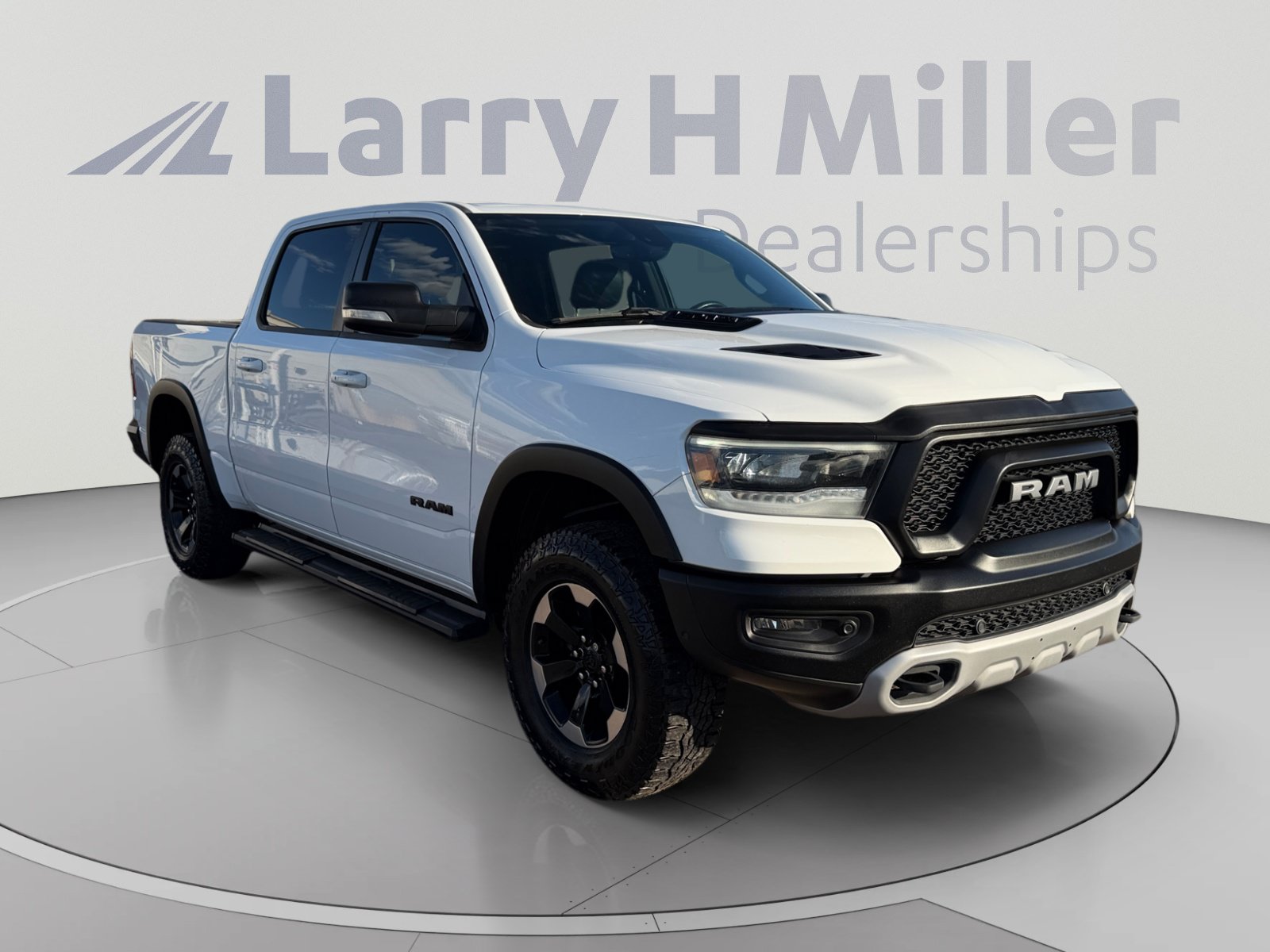 Used 2020 RAM 1500 Rebel w/ Rebel Level 2 Equipment Group AWD/4WD image 7