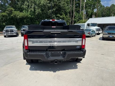 Used 2022 Ford F450 Platinum w/ FX4 Off-Road Package AWD/4WD image 8