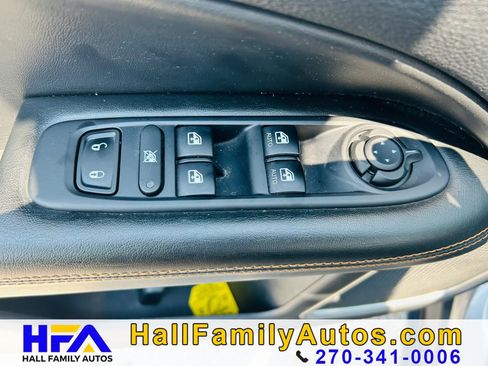 Used 2020 Jeep Compass Limited w/ Safety & Security Group FWD image 32