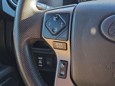 Used 2019 Toyota Tacoma TRD Sport image 20