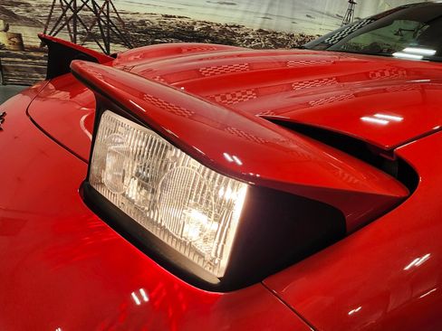 Used 2001 Chevrolet Corvette Z06 w/ Memory Pkg image 40