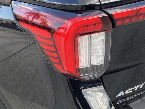 New 2026 Ford Explorer Active w/ Active Comfort Package RWD image 8
