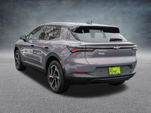 New 2026 Chevrolet Equinox EV LT image 6