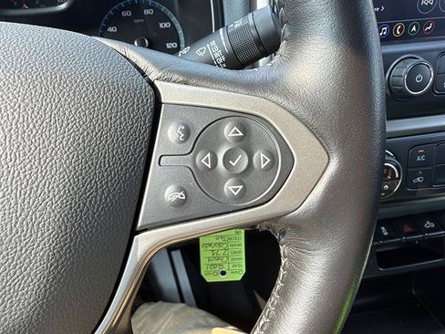 Used 2021 Chevrolet Colorado Z71 AWD/4WD image 41