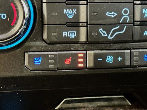 Used 2017 Ford F250 Lariat w/ Lariat Ultimate Package image 20