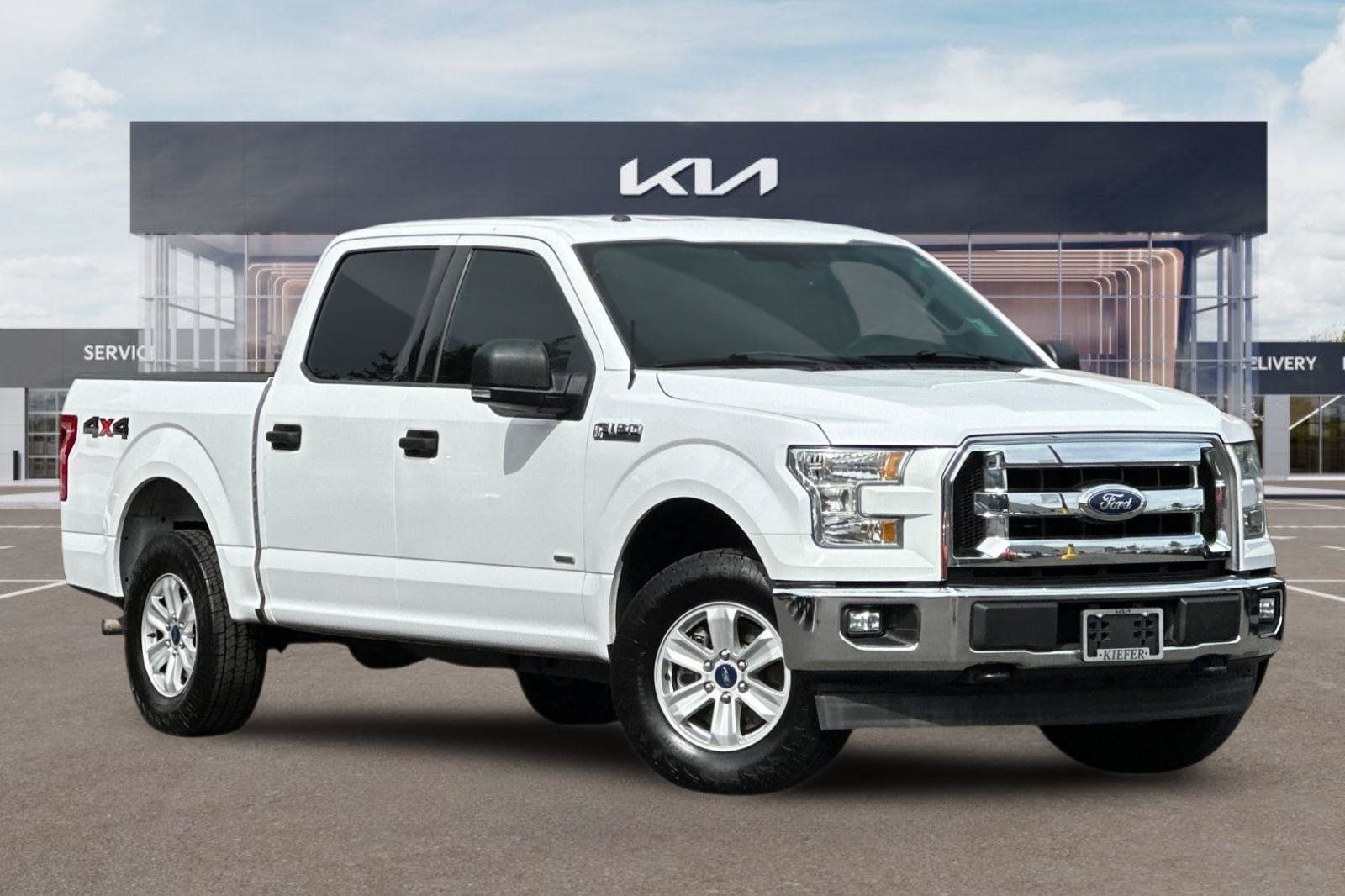 Used 2017 Ford F150 XLT w/ Equipment Group 301A Mid AWD/4WD image 2