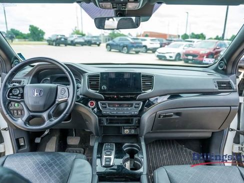 Used 2021 Honda Passport Touring image 13
