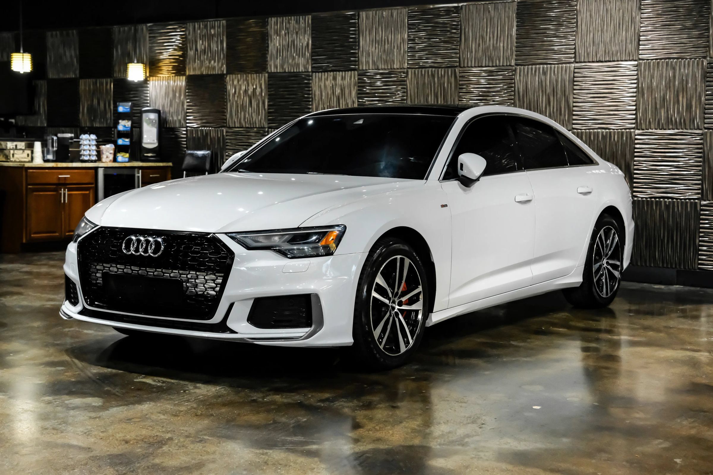 Used 2019 Audi A6 3.0T Premium w/ Convenience Package AWD/4WD image 7