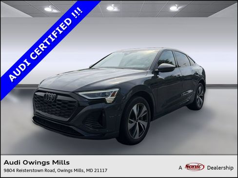 Used 2024 Audi Q8 e-tron Premium AWD/4WD image 1