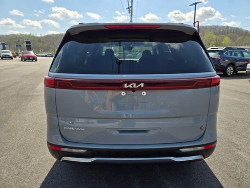 Used 2024 Kia Carnival SX Prestige FWD image 6