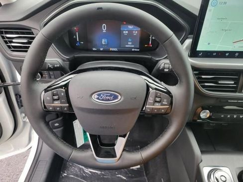 New 2026 Ford Escape SE w/ Class II Trailer Tow Package image 27