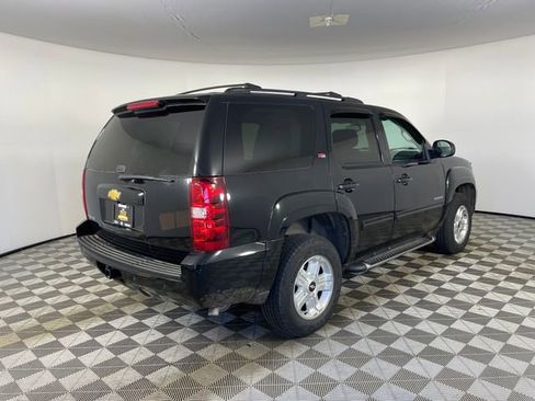 Used 2013 Chevrolet Tahoe LT image 16