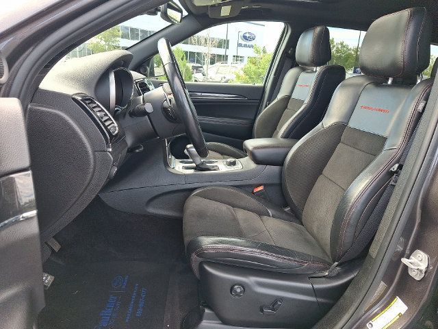 Used 2019 Jeep Grand Cherokee Trailhawk AWD/4WD image 14