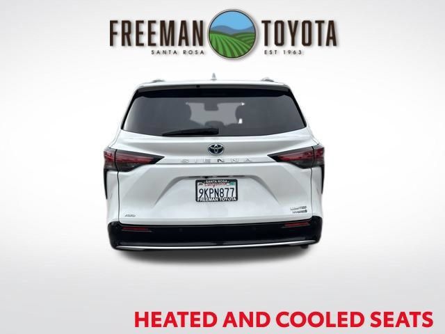 Used 2024 Toyota Sienna Limited AWD/4WD image 6
