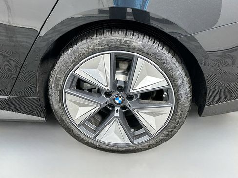 New 2026 BMW i4 xDrive40 RWD image 23