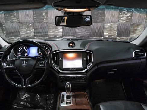 Used 2016 Maserati Ghibli S image 12