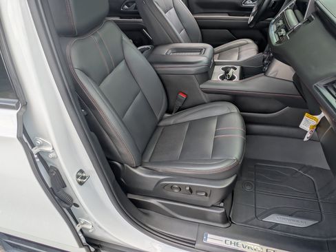 Used 2023 Chevrolet Tahoe RST w/ Luxury Package RWD image 22