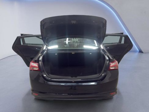 Used 2022 Chevrolet Malibu LT image 12
