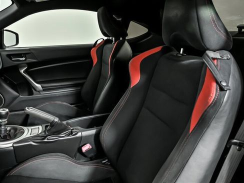 Used 2016 Scion FR-S image 18