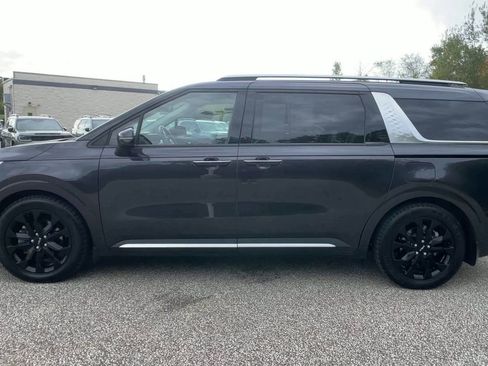 Used 2022 Kia Carnival SX image 6