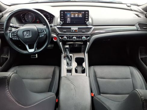 Used 2018 Honda Accord Sport image 17