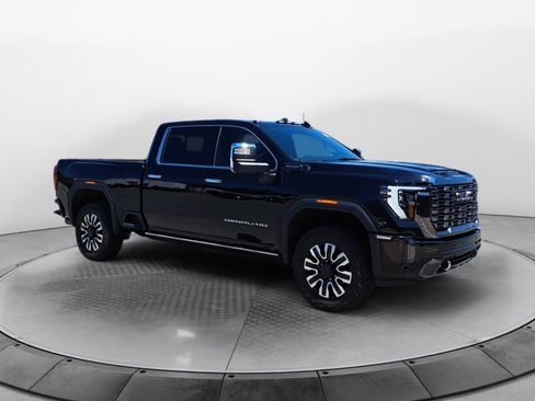 Used 2024 GMC Sierra 2500 Denali Ultimate AWD/4WD image 1