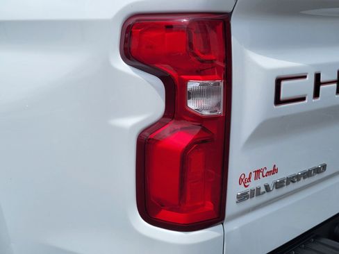 Used 2020 Chevrolet Silverado 1500 Custom w/ Infotainment Package image 10