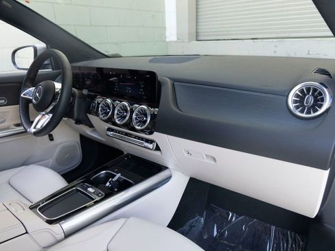 Used 2026 Mercedes-Benz GLA 250 image 28