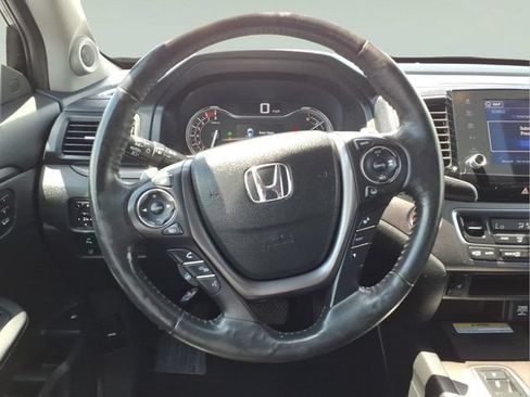 Used 2023 Honda Ridgeline RTL-E image 16