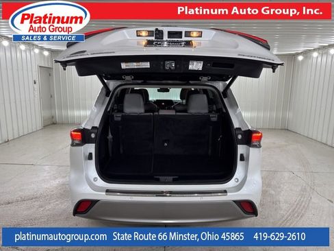 Used 2022 Toyota Highlander Platinum image 31