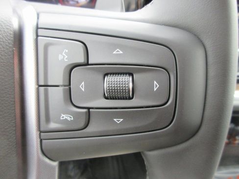 New 2026 GMC Sierra 1500 Elevation image 18