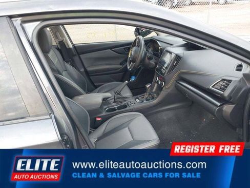 Used 2021 Subaru Crosstrek 2.5i Sport w/ Moonroof Package image 9