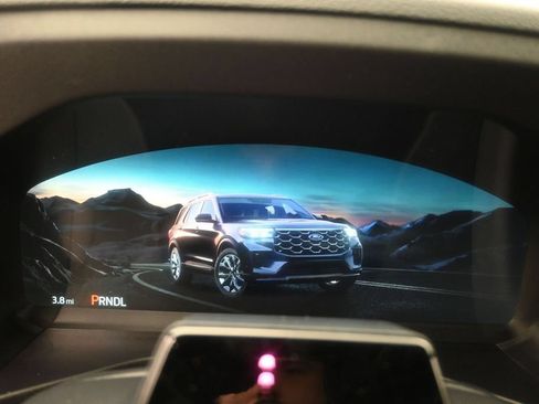 New 2026 Ford Explorer ST-Line w/ ST-Line Street Pack AWD/4WD image 21