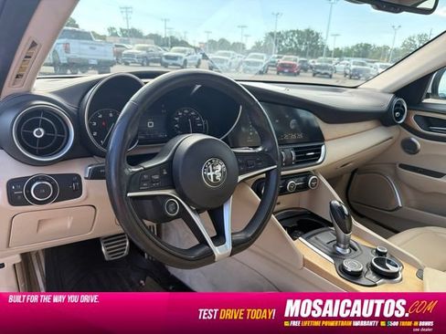 Used 2019 Alfa Romeo Giulia Ti w/ Quick Order Package 22X Lusso AWD/4WD image 8