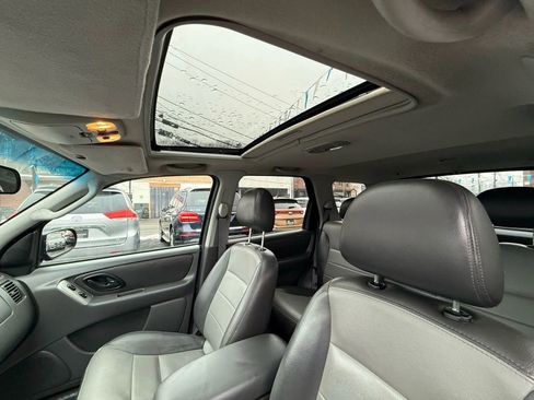 Used 2003 Ford Escape XLT image 18