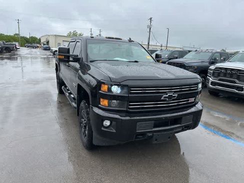 Used 2018 Chevrolet Silverado 2500 LT w/ Midnight Edition AWD/4WD image 26