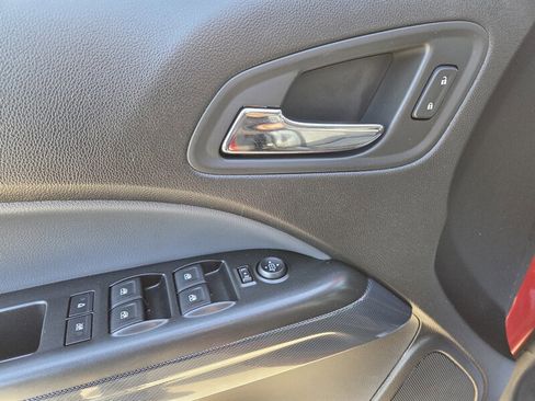 Used 2015 Chevrolet Colorado Z71 w/ LPO, Bed Protection Package image 13