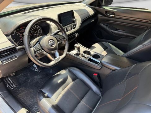 Used 2020 Nissan Altima 2.5 SR FWD image 16