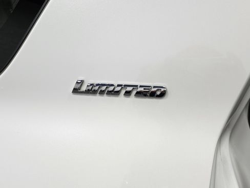 Used 2023 Toyota 4Runner Limited image 19