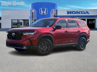 Used 2025 Honda Pilot TrailSport video 2