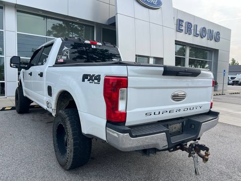 Used 2018 Ford F250 XL w/ Power Equipment Group AWD/4WD image 5