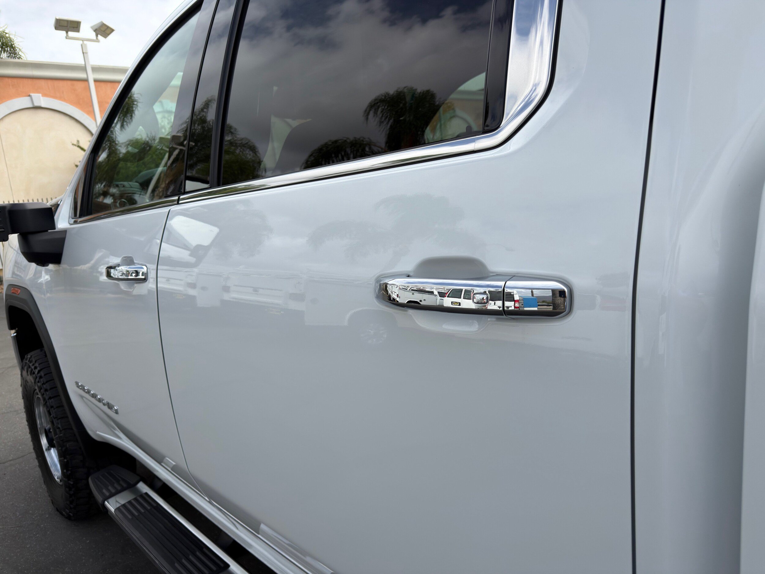 Used 2020 GMC Sierra 3500 SLT w/ SLT Premium Plus Package AWD/4WD image 56