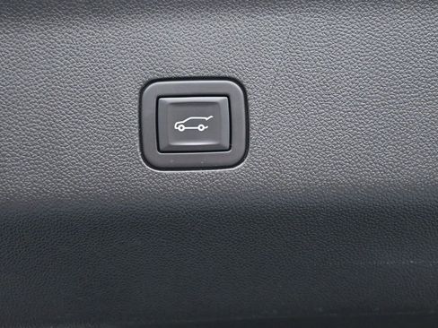 Used 2023 Cadillac Escalade ESV Sport AWD/4WD image 30