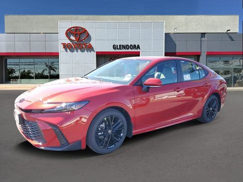 New 2026 Toyota Camry SE image 7