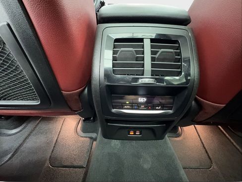 Used 2024 BMW X3 sDrive30i w/ Premium Package RWD image 39